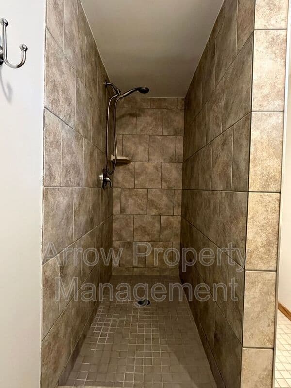 Lincoln Condo: 1459 Plum
