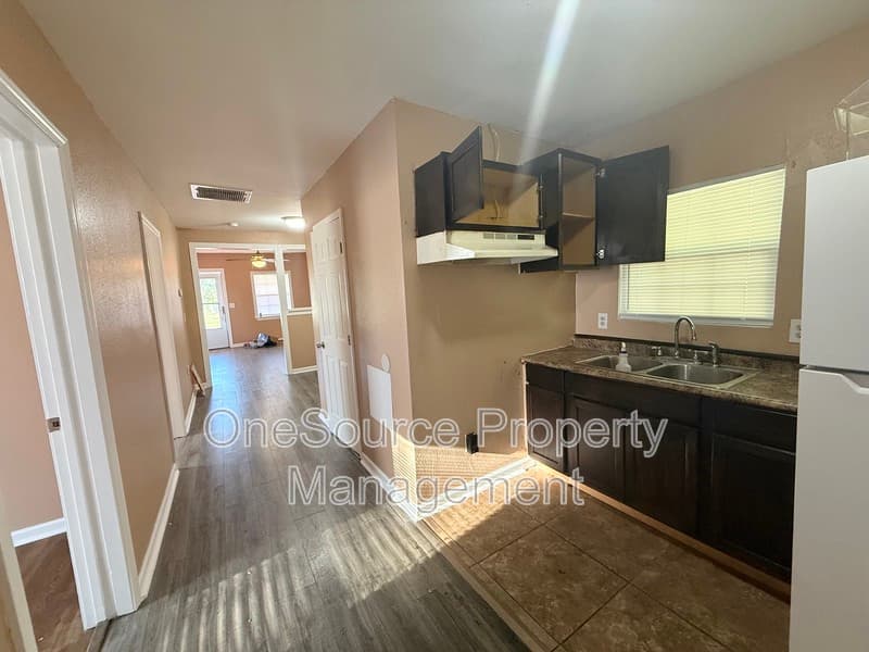 Quincy House: 1027 4th Street