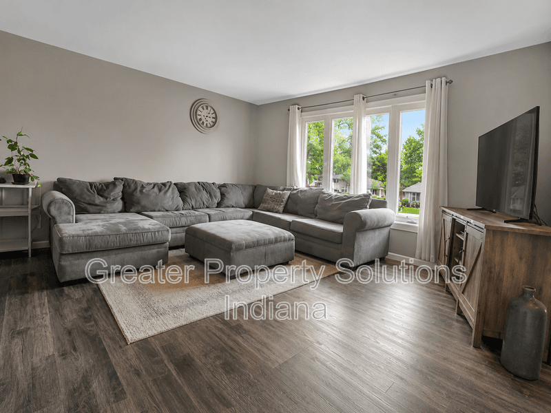 Crown Point House: 3810 Kingsway Drive