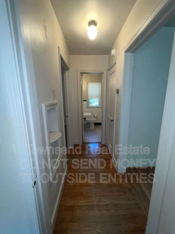 Fayetteville House: 507 Martine Rd.