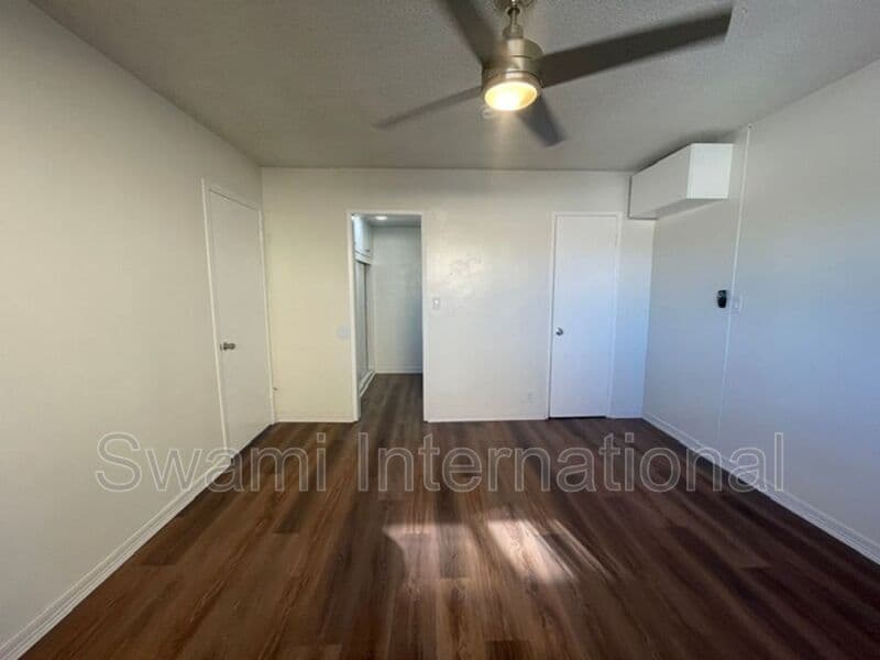 Inglewood Condo: 100 E. Hillcrest Blvd.
