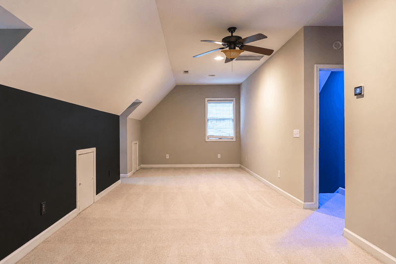 Southern Pines House: 22 Village in the Woods