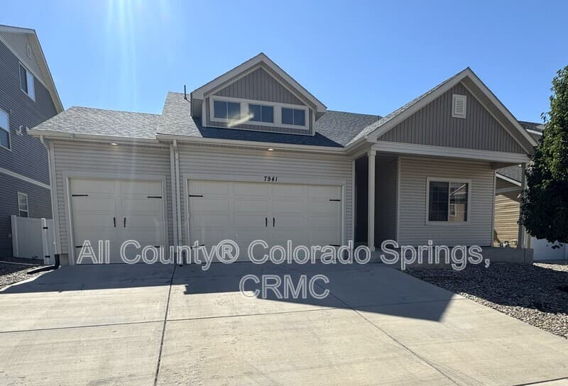 Fountain House: 7941 Whistlestop Lane