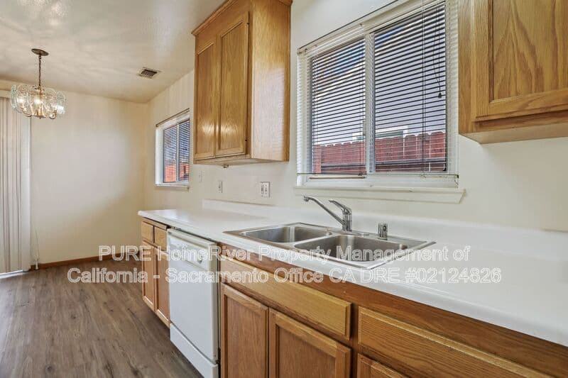 Sacramento House: 3500 65th Street