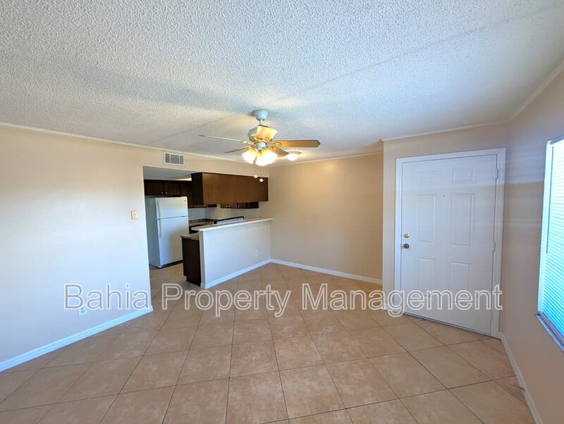 Tampa Condo: 6415 S Roberts Ave