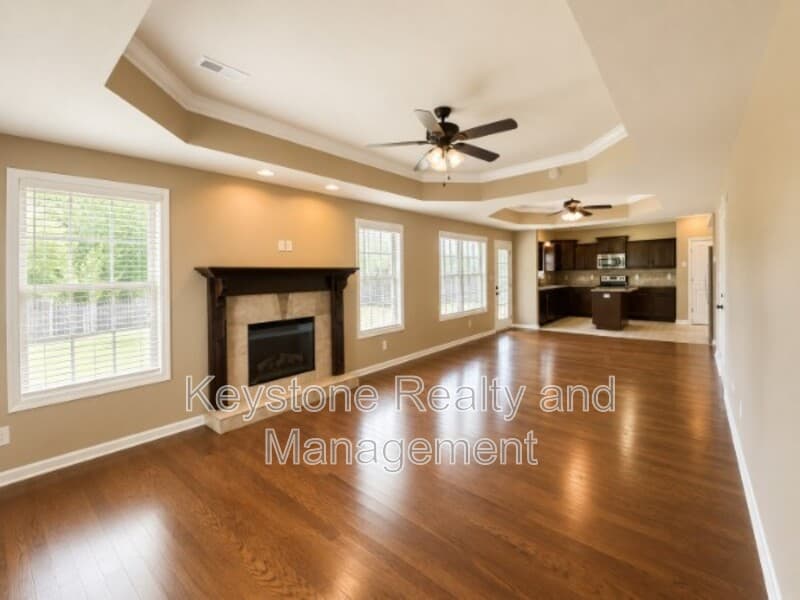 Clarksville House: 3357 Wiser Drive