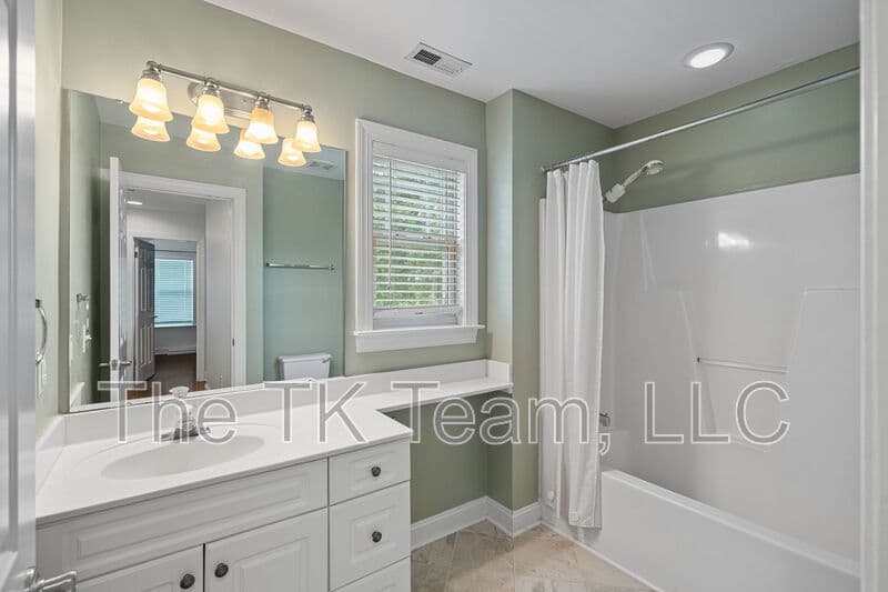 Charlotte House: 430 Iverson Way