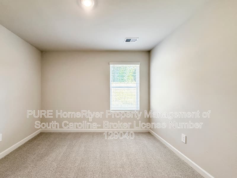 Spartanburg House: 213 Moretz Pl