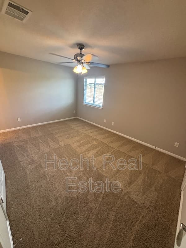 Liberty Hill Condo: 354 Carl Shipp - B