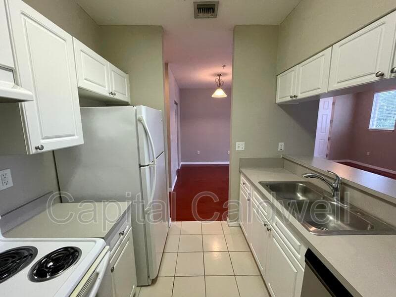 Tampa Condo: 2002 E 5th Ave #303