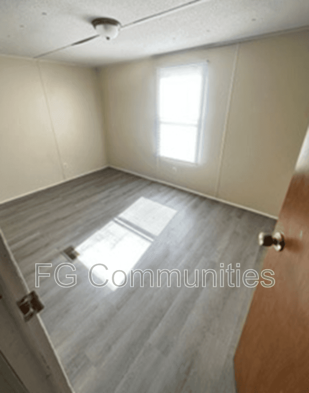 Morganton House: 1800 Bradford Dr