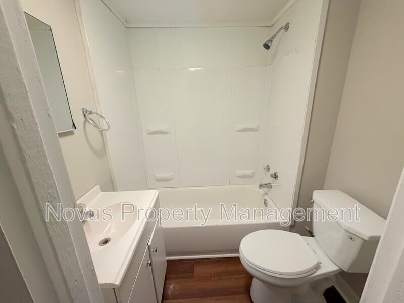 Carrollton Condo: 304 Cedar Street