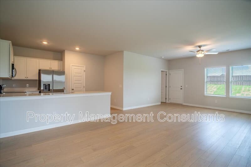 Athens House: 22845 Dashwood Lane