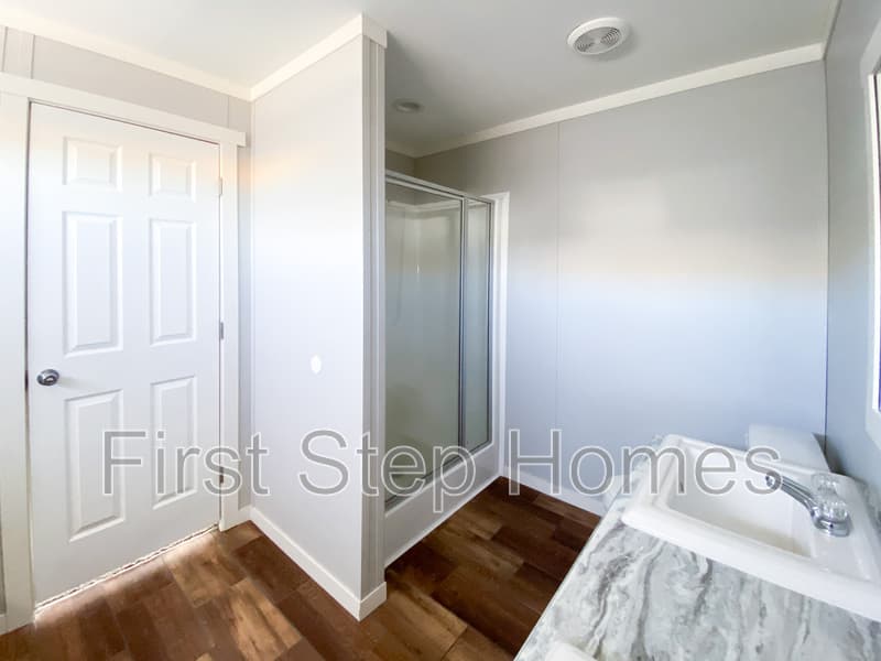 Oak Point House: 235 Islero Drive