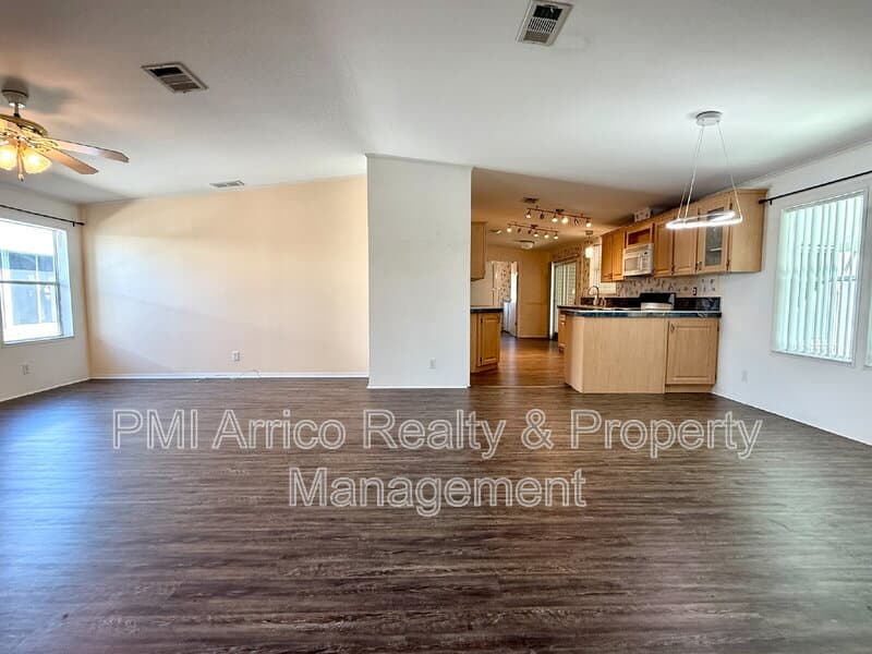 Valrico House: 3515 Zephyr Ln