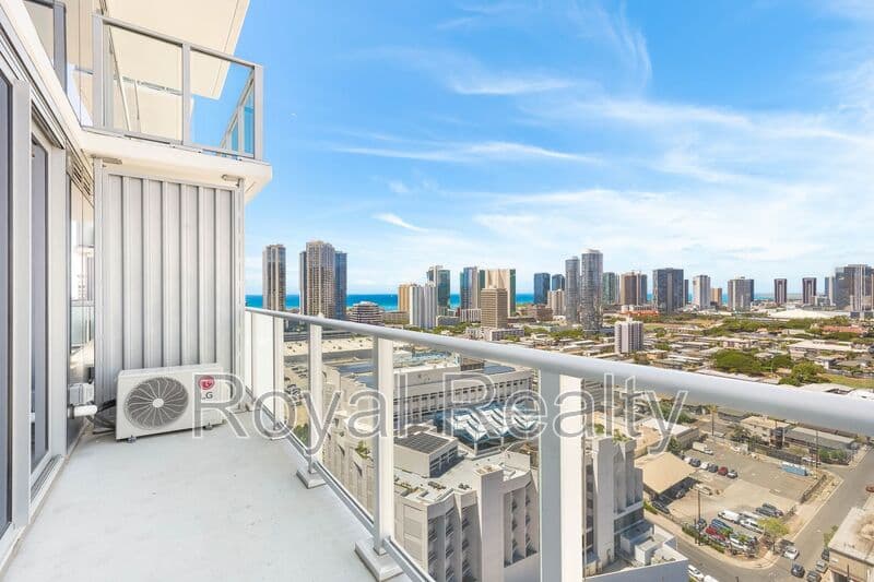 Honolulu Condo: 1515 Liona St