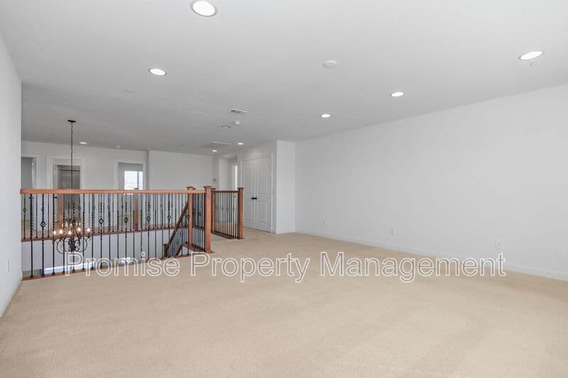 Oceanside House: 5514 Lipizzaner Circle