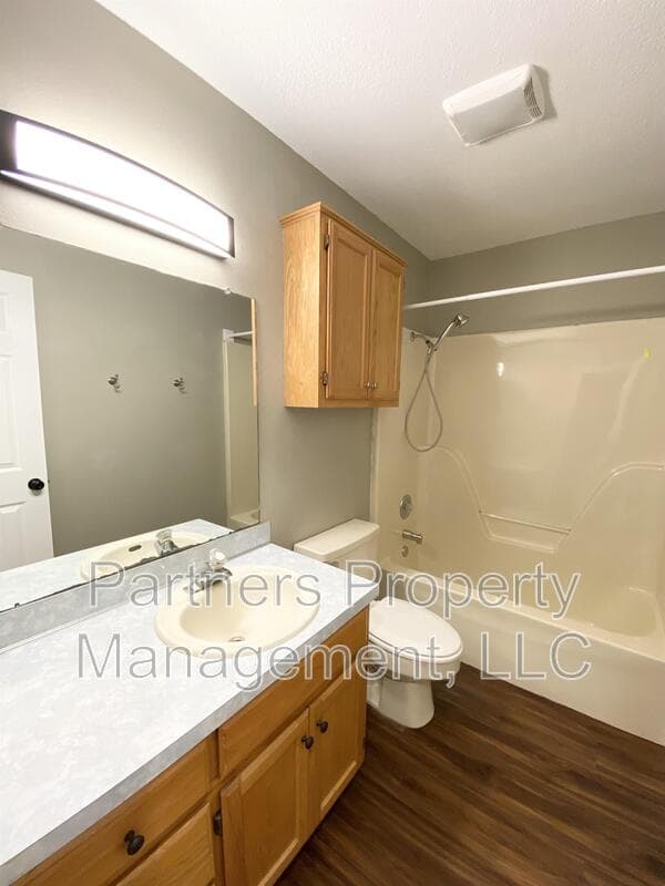 Fayetteville Condo: 835 North 54th Avenue