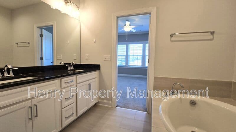 Apex House: 1639 Wimberly Road
