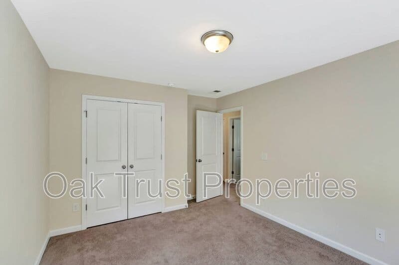 Goose Creek House: 105 Gavins Way