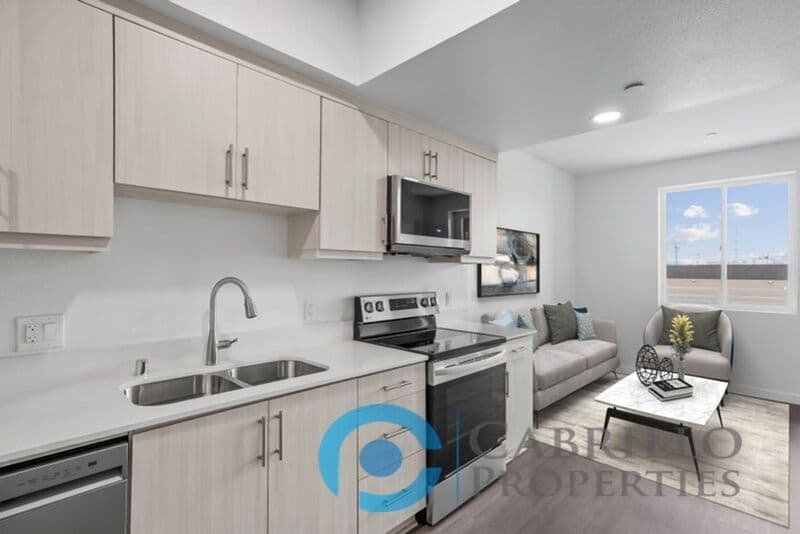 San Diego Apartment: 2724 El Cajon Blvd
