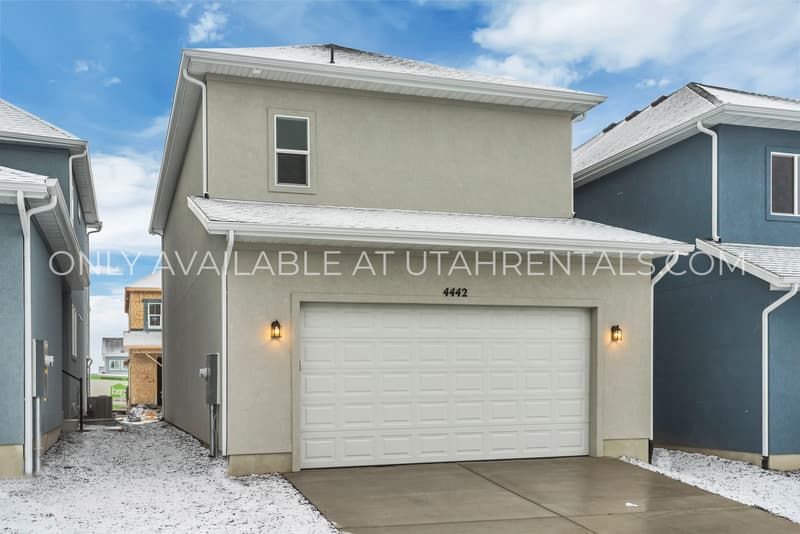 Lehi Townhome: 4442 W 2550 N