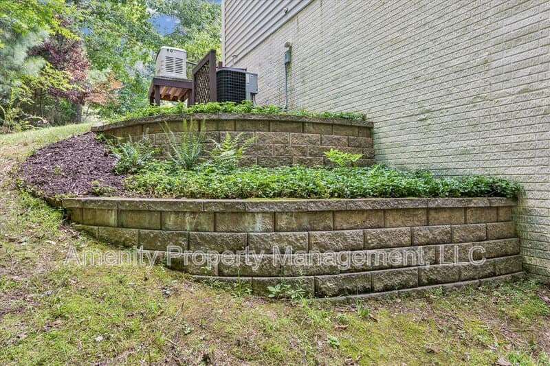 Toano House: 3271 Newland Court