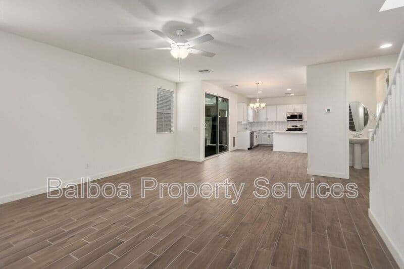 Mesa House: 5528 S Dillon Cir