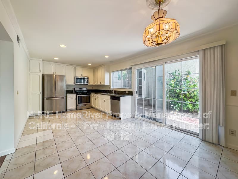 West Hills Condo: 6865 Valley Circle Blvd