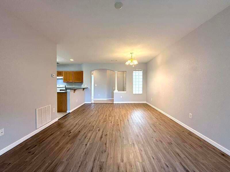 Ruskin Condo: 431 Newmont Circle - 202