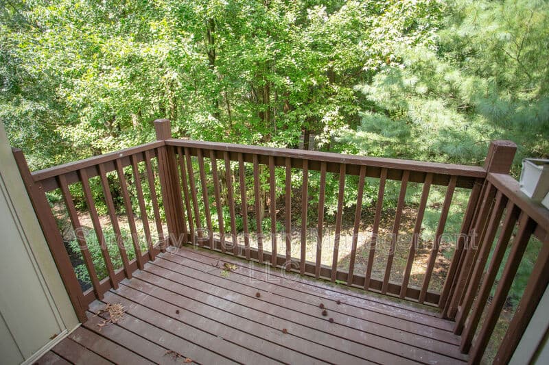 Marlton Condo: 175 Woodlake Dr