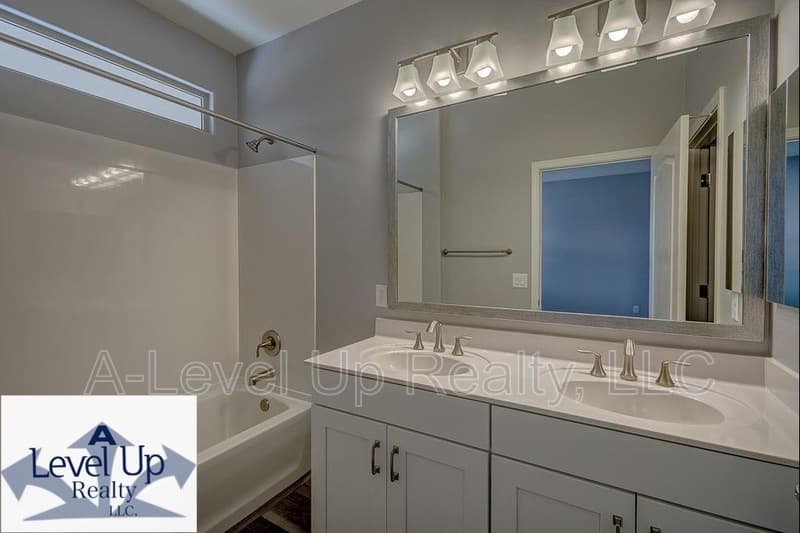 Tucson House: 8695 North Rome Court