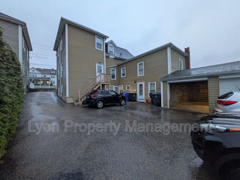 West Warwick Condo: 1419 Main St