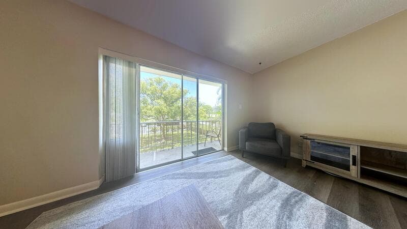 Seminole Condo: 8300 Bardmoor Boulevard - 210