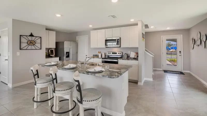 Parrish House: 10215 Charlotte Drive