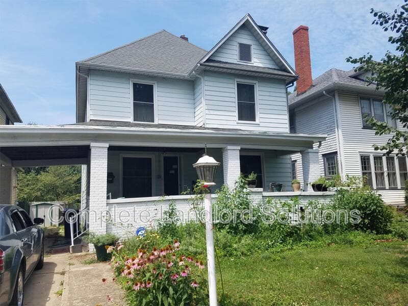 Terre Haute House: 2206 N 11th