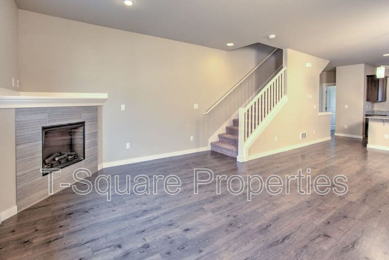 Bothell House: 14919 41st Ave SE
