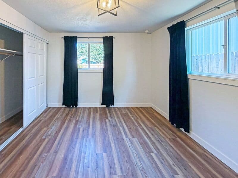 Eugene House: 2727 Edison St.