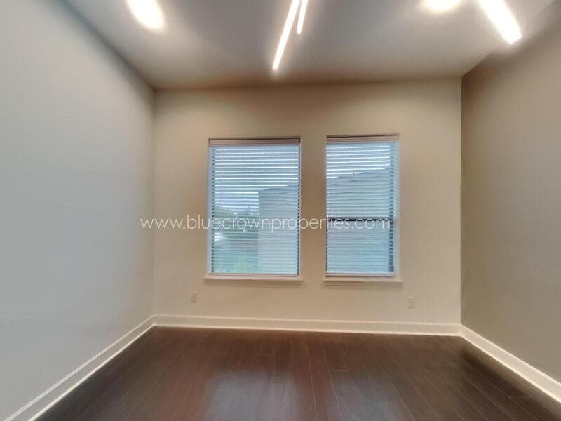 Dallas Townhome: 1625 Hickory Street