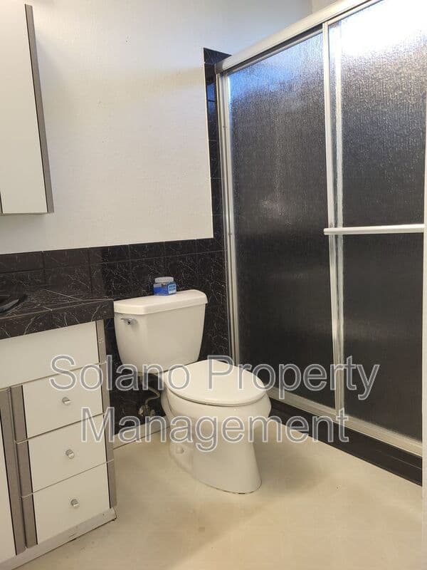 Vallejo House: 125 Serpentine Drive