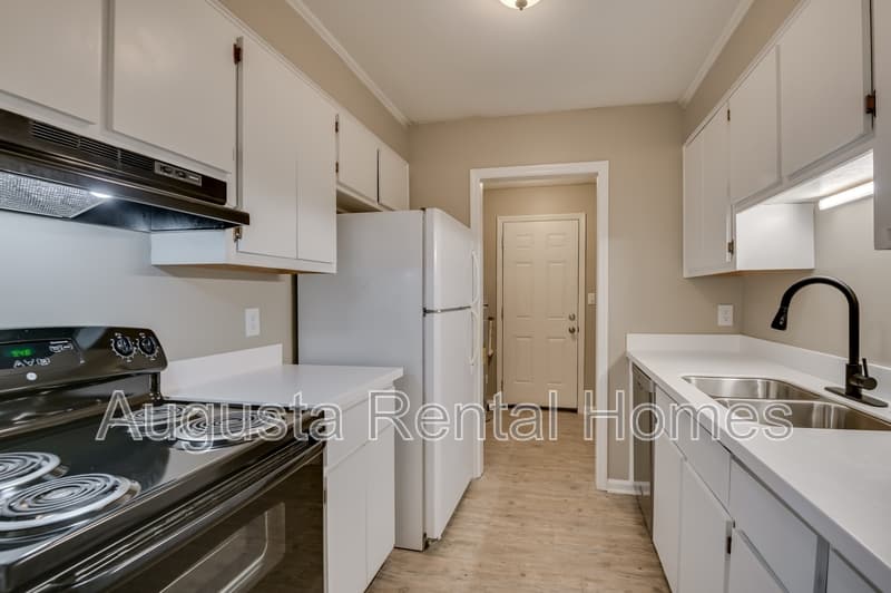 Aiken Condo: 3037 Old Powderhouse Road - D4