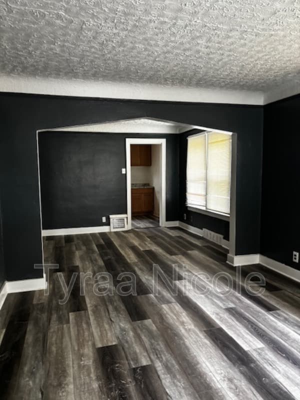 Detroit House: 14284 Cruse Street
