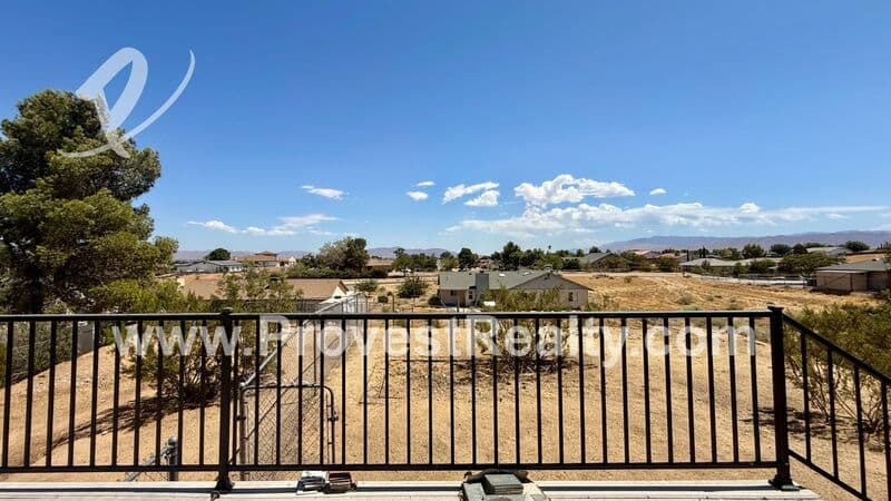 Victorville House: 13043 4th Ave