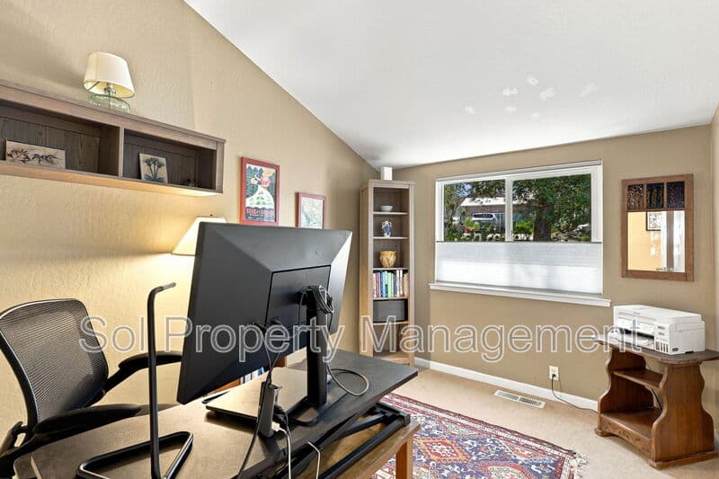 Santa Cruz House: 140 Spaten Way
