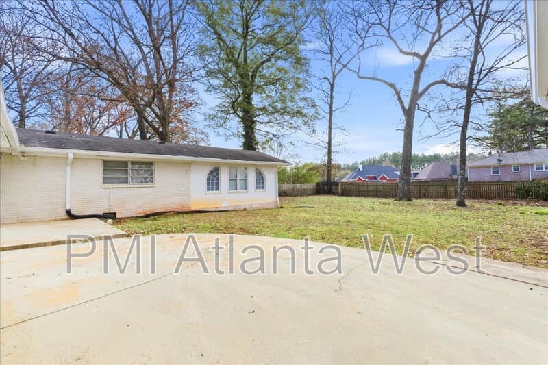 Decatur House: 4203 Hapsburg Ct