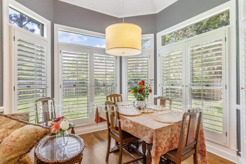 Collierville House: 10290 Shrewsbury Run Way