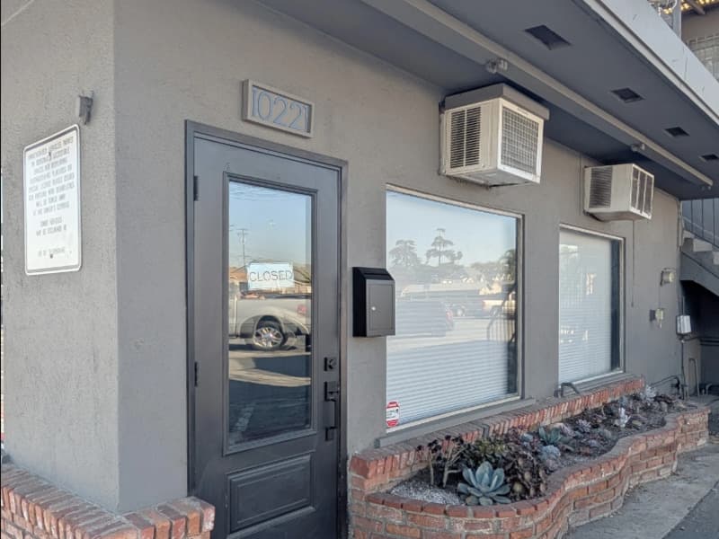 Whittier House: 10221 Colima Road