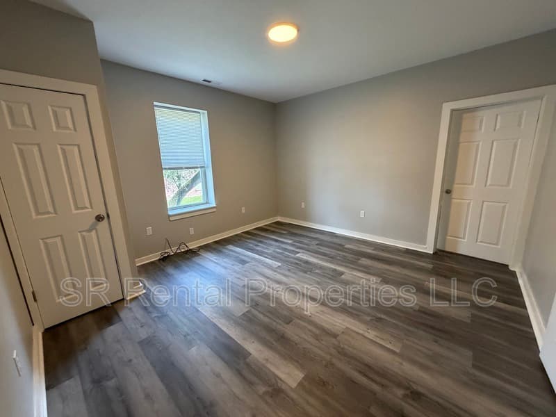 Franklin Condo: 243 S Main St