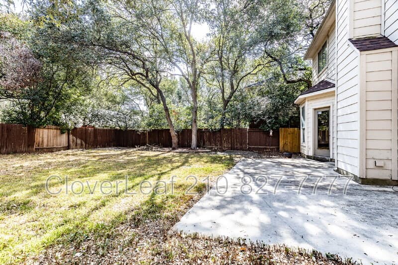 Schertz House: 2536 Crested Hts