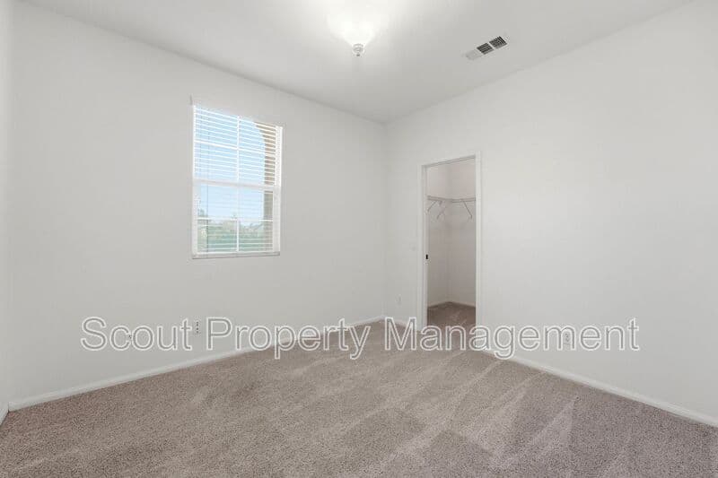 Temecula House: 40099 Annapolis Drive